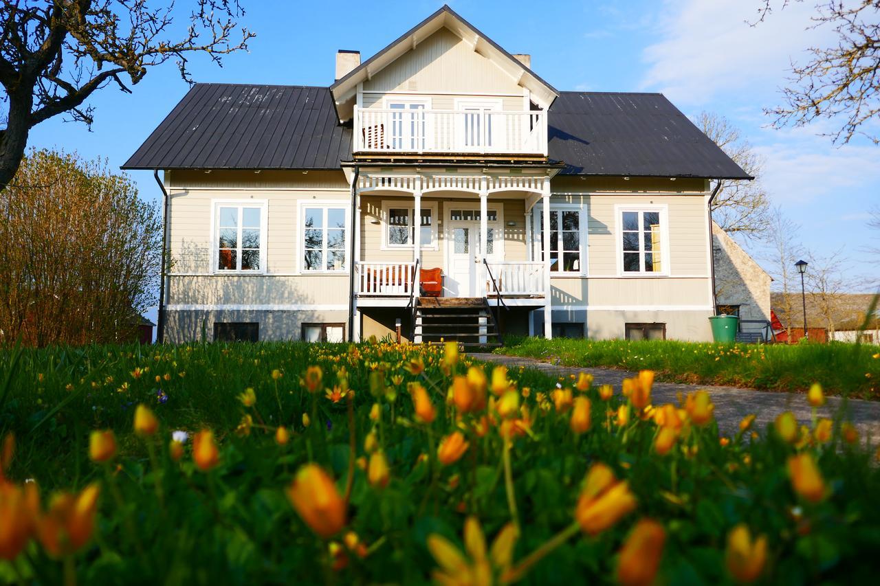 Three Pheasants Boutique Bed And Breakfast Ekeby  Bagian luar foto