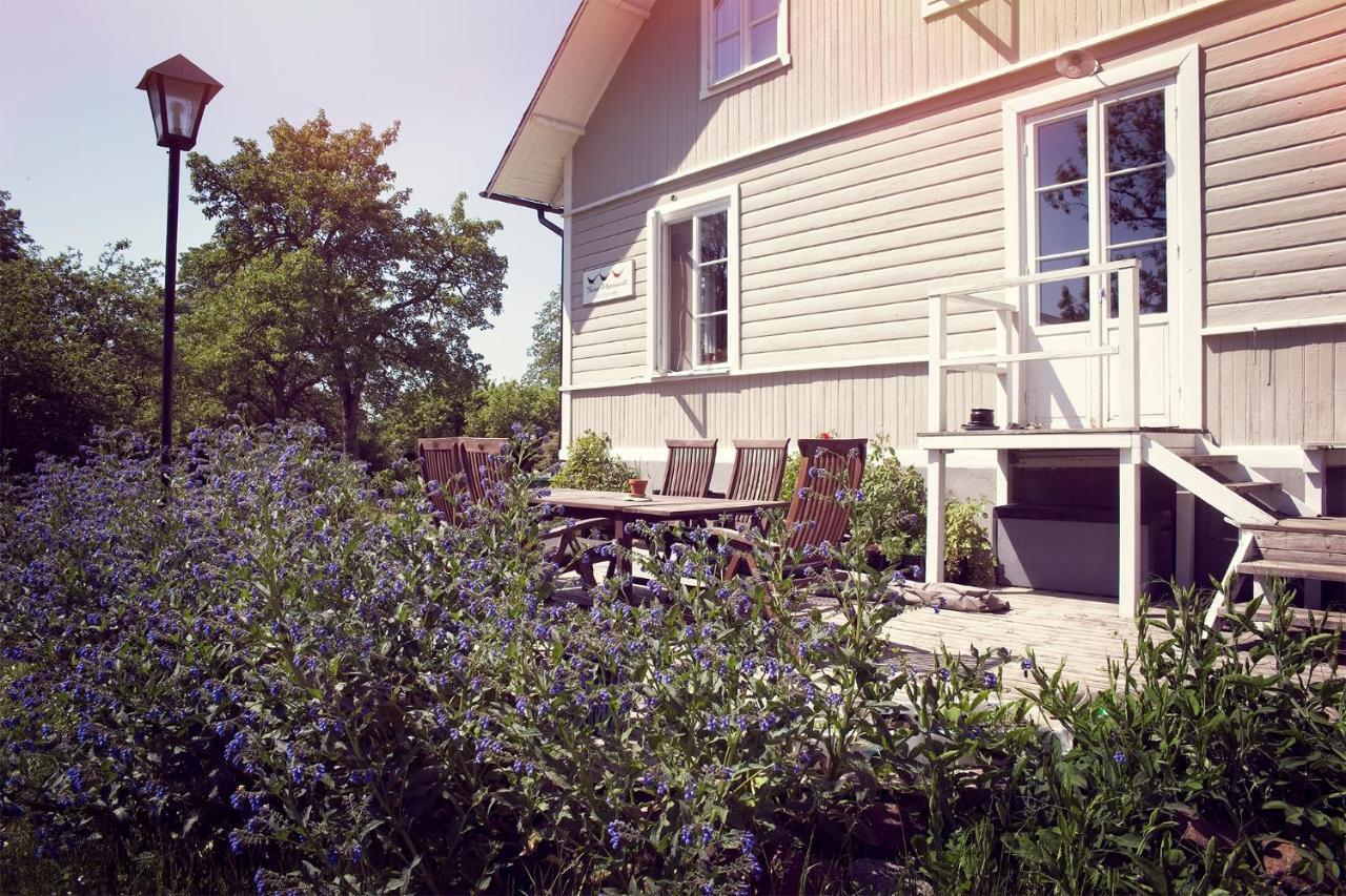 Three Pheasants Boutique Bed And Breakfast Ekeby  Bagian luar foto