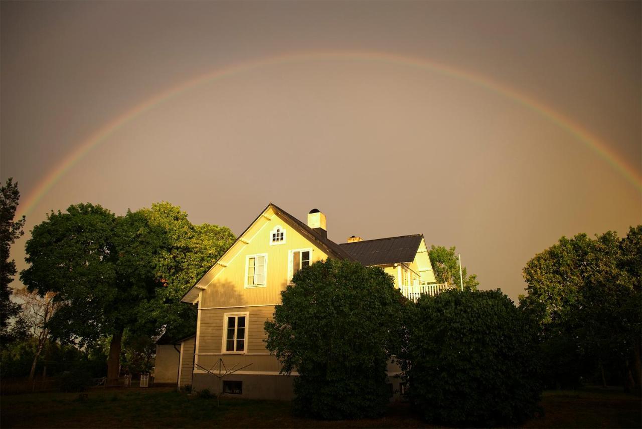 Three Pheasants Boutique Bed And Breakfast Ekeby  Bagian luar foto