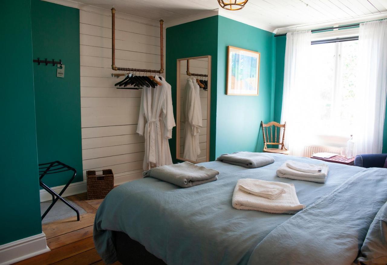 Three Pheasants Boutique Bed And Breakfast Ekeby  Bagian luar foto